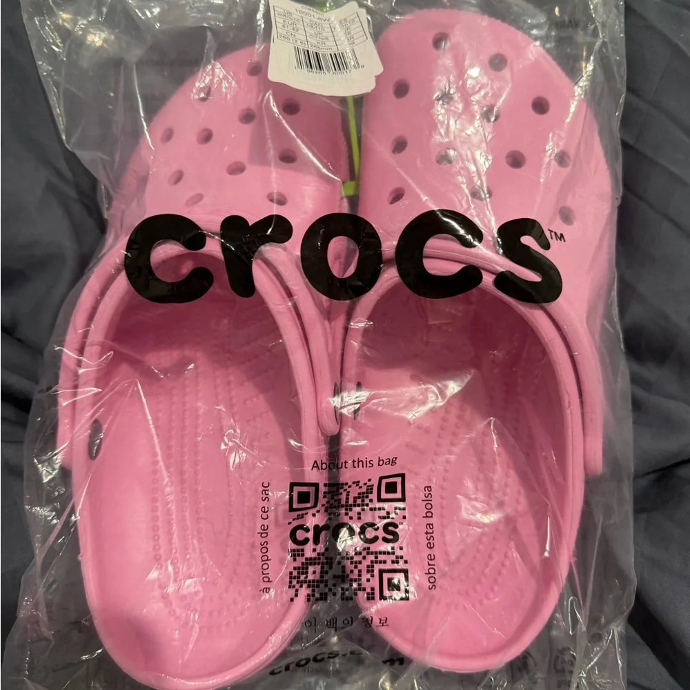 CROCS women’s classic clog - Picture 2 of 3